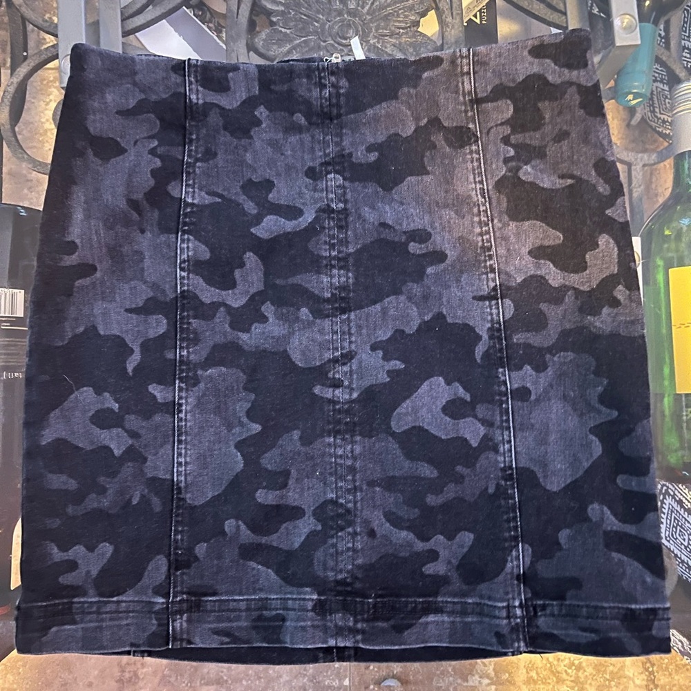Free People Skirt camo